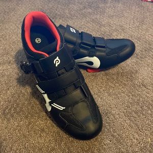 Men’s Peloton cycling shoes 🚲